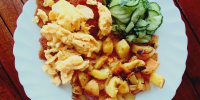 Schnitzel Prager Art mit Bratkartoffeln